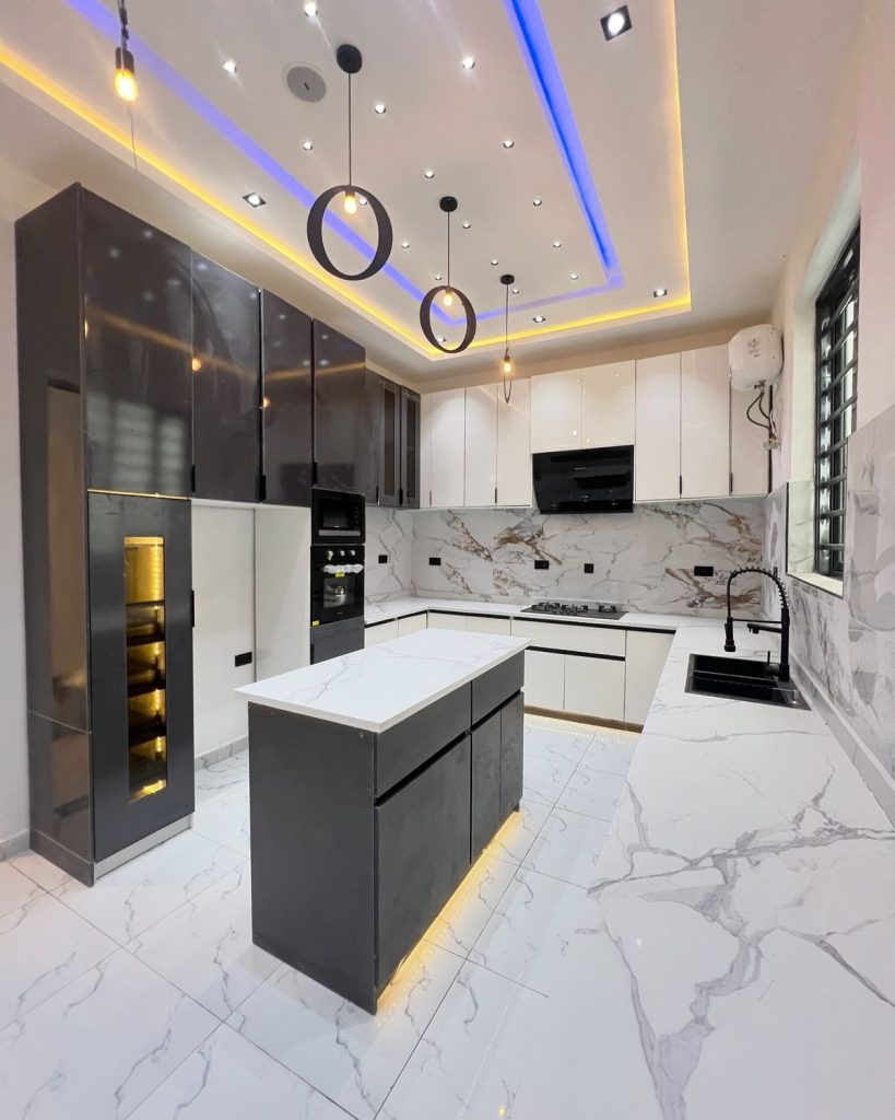 premium kitchen cabinet and furnishing in lagos